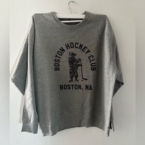 NEW Boston bruins hockey crewneck, XL, in the color gray